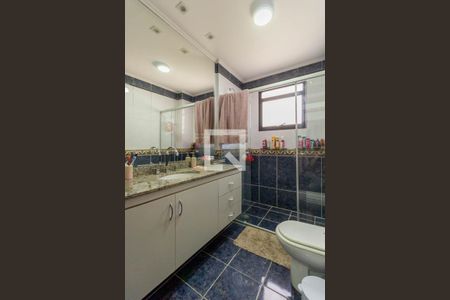 Apartamento à venda com 132m², 3 quartos e 3 vagasBanheiro da Suíte 3