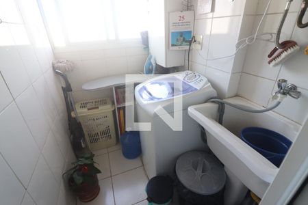 Apartamento à venda com 60m², 2 quartos e 1 vagaÁrea de Serviço