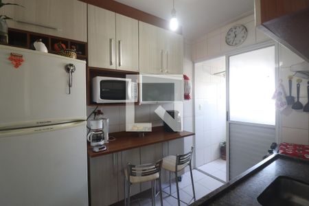 Apartamento à venda com 60m², 2 quartos e 1 vagaCozinha 