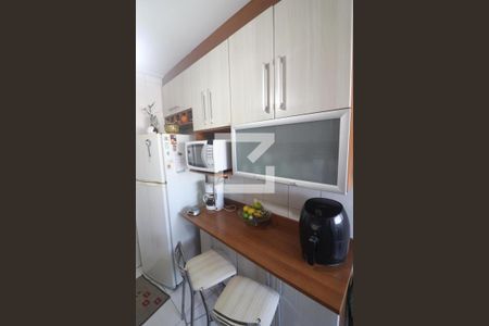 Apartamento à venda com 60m², 2 quartos e 1 vagaCozinha 