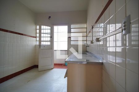 Apartamento à venda com 98m², 3 quartos e sem vagaCozinha 