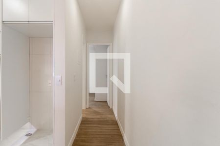 Corredor de apartamento para alugar com 1 quarto, 43m² em Moema, São Paulo