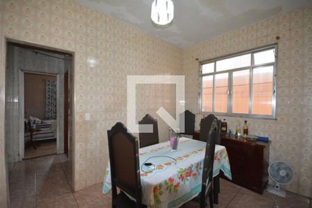 Casa à venda com 300m², 4 quartos e 6 vagasCopa