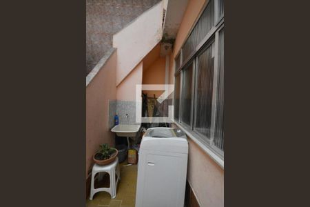 Casa à venda com 300m², 4 quartos e 6 vagasÁrea de Serviço