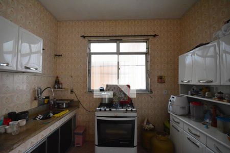 Casa à venda com 300m², 4 quartos e 6 vagasCozinha