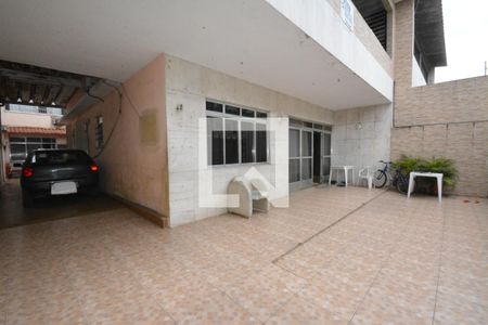 Casa à venda com 300m², 4 quartos e 6 vagasGaragem