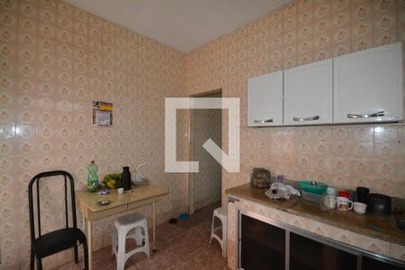 Casa à venda com 300m², 4 quartos e 6 vagasCozinha