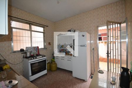 Casa à venda com 300m², 4 quartos e 6 vagasCozinha