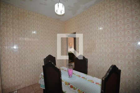 Casa à venda com 300m², 4 quartos e 6 vagasCopa