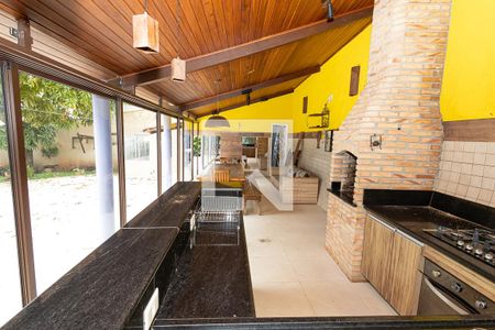 Casa para alugar com 400m², 5 quartos e 8 vagasEspaço gourmet