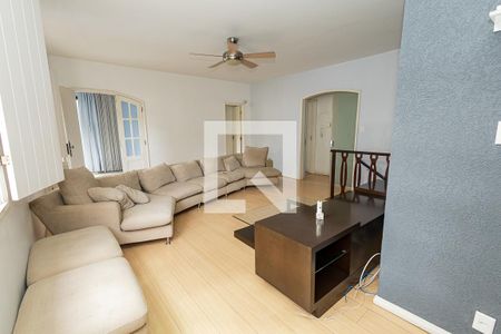 Casa para alugar com 400m², 5 quartos e 8 vagasSala / 2º andar