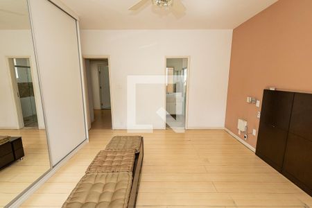 Casa para alugar com 400m², 5 quartos e 8 vagasQuarto 2 / suíte