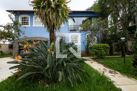 Casa para alugar com 400m², 5 quartos e 8 vagasFachada / vagas de garaem / Jaridm