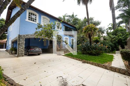 Casa para alugar com 400m², 5 quartos e 8 vagasFachada / vagas de garaem / Jaridm
