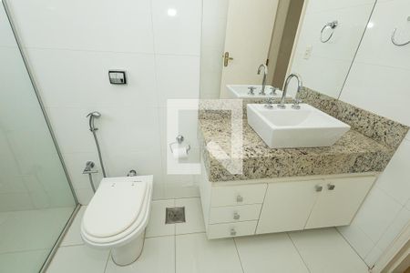 Casa para alugar com 400m², 5 quartos e 8 vagasBanheiro / suíte