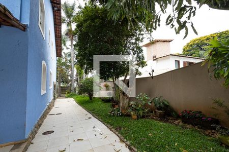 Casa para alugar com 400m², 5 quartos e 8 vagasFachada / vagas de garaem / Jaridm