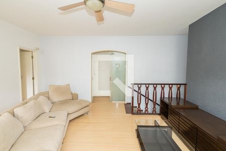 Casa para alugar com 400m², 5 quartos e 8 vagasSala / 2º andar