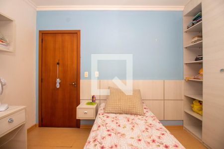 Casa à venda com 198m², 3 quartos e 6 vagasQuarto 2