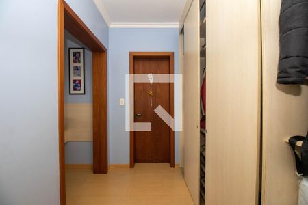 Casa à venda com 198m², 3 quartos e 6 vagasSuíte - Closet