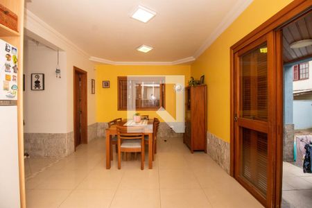 Casa à venda com 198m², 3 quartos e 6 vagasCozinha