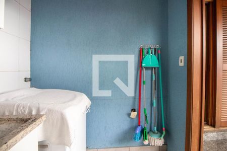 Casa à venda com 198m², 3 quartos e 6 vagasÁrea de Serviço