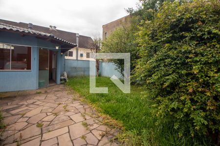 Casa à venda com 198m², 3 quartos e 6 vagasPátio