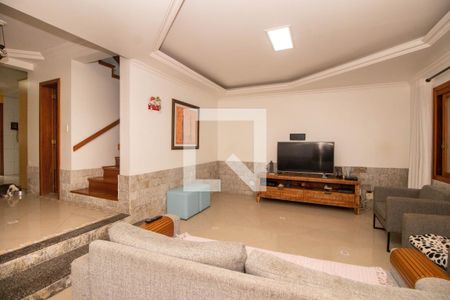 Sala de casa à venda com 3 quartos, 198m² em Jardim Itu, Porto Alegre