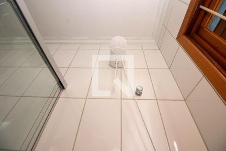 Casa à venda com 198m², 3 quartos e 6 vagasBanheiro Social