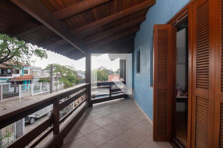 Casa à venda com 198m², 3 quartos e 6 vagasVaranda do Quarto 1