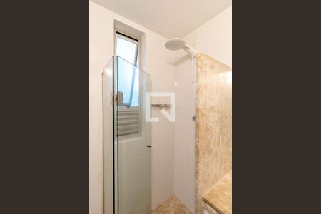 Apartamento para alugar com 90m², 3 quartos e 1 vaga Apartamento para alugar com 90m², 3 quartos e 1 vagaBanheiro da Suíte