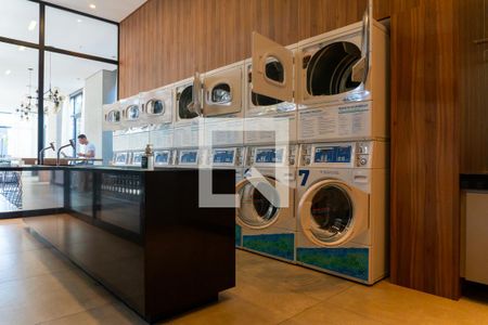 Studio para alugar com 26m², 1 quarto e sem vaga Studio para alugar com 26m², 1 quarto e sem vagaÁrea comum - Lavanderia