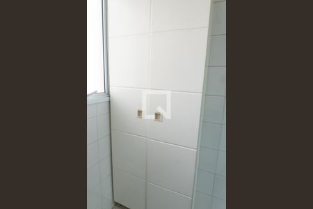 Apartamento à venda com 65m², 2 quartos e 1 vaga Apartamento à venda com 65m², 2 quartos e 1 vagaÁrea de Serviço - Armários