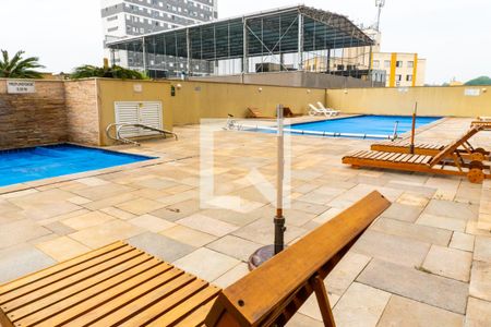 Apartamento à venda com 65m², 2 quartos e 1 vaga Apartamento à venda com 65m², 2 quartos e 1 vagaÁrea comum - Piscina