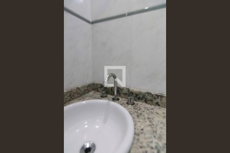 Banheiro de apartamento para alugar com 2 quartos, 75m² em Vila Primavera, São Paulo