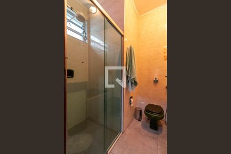 Casa à venda com 324m², 3 quartos e 4 vagasBanheiro da  Suíte 2