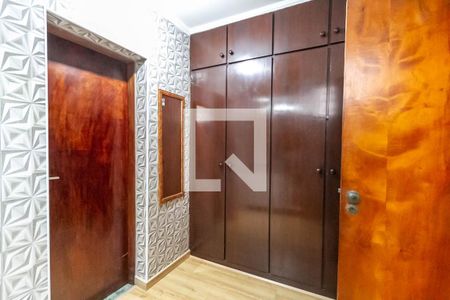 Casa à venda com 324m², 3 quartos e 4 vagasCloset da Suíte 2