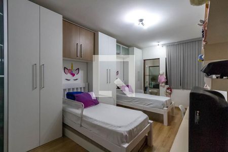 Casa à venda com 324m², 3 quartos e 4 vagasSuíte 1