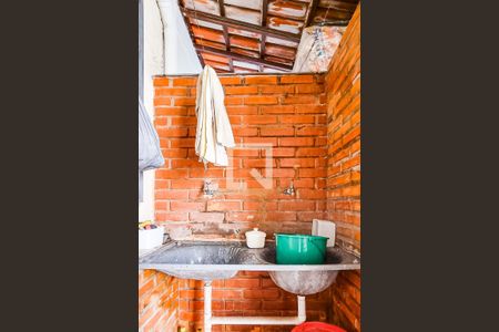 Casa de condomínio à venda com 75m², 2 quartos e 1 vagaÁrea de Serviço