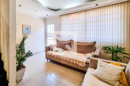 Casa de condomínio à venda com 75m², 2 quartos e 1 vagaSala