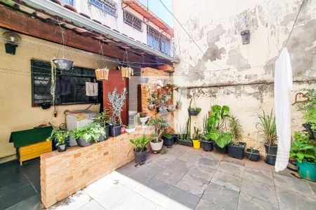 Casa de condomínio à venda com 75m², 2 quartos e 1 vagaVaranda