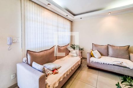 Casa de condomínio à venda com 75m², 2 quartos e 1 vagaSala