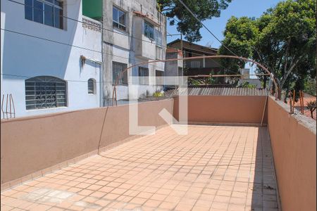 Casa à venda com 420m², 3 quartos e 6 vagas Casa à venda com 420m², 3 quartos e 6 vagasQuintal