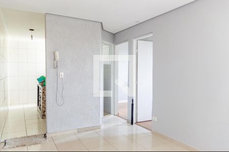 Sala de apartamento para alugar com 2 quartos, 45m² em Ferrazópolis, São Bernardo do Campo