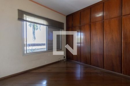 Suíte de apartamento para alugar com 3 quartos, 100m² em Bosque da Saúde, São Paulo