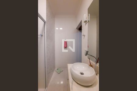 Casa à venda com 200m², 3 quartos e 3 vagas Casa à venda com 200m², 3 quartos e 3 vagasBanheiro da Suíte 1