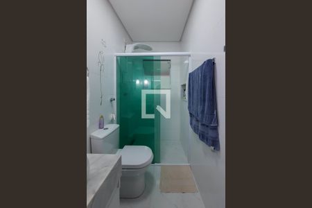 Casa à venda com 200m², 3 quartos e 3 vagas Casa à venda com 200m², 3 quartos e 3 vagasBanheiro da Suíte 2