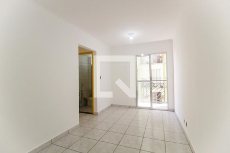 Sala de apartamento para alugar com 2 quartos, 58m² em Vila Carmosina, São Paulo