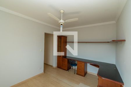 Apartamento à venda com 190m², 3 quartos e 2 vagasQuarto 2