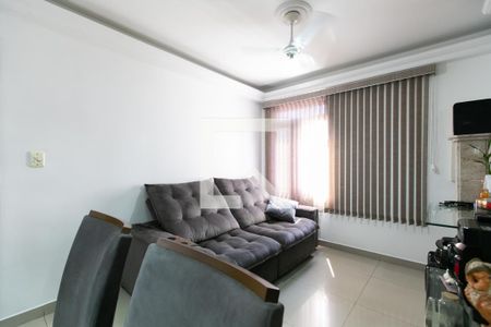 Sala de apartamento à venda com 2 quartos, 49m² em Vila Carmosina, São Paulo