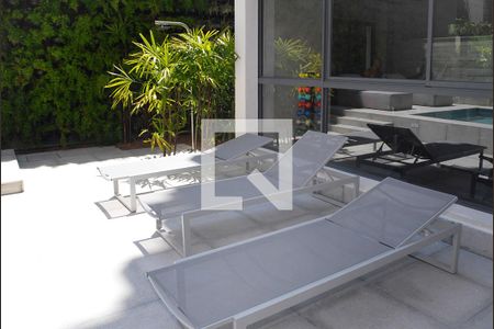 Studio à venda com 22m², 1 quarto e sem vagaPiscina